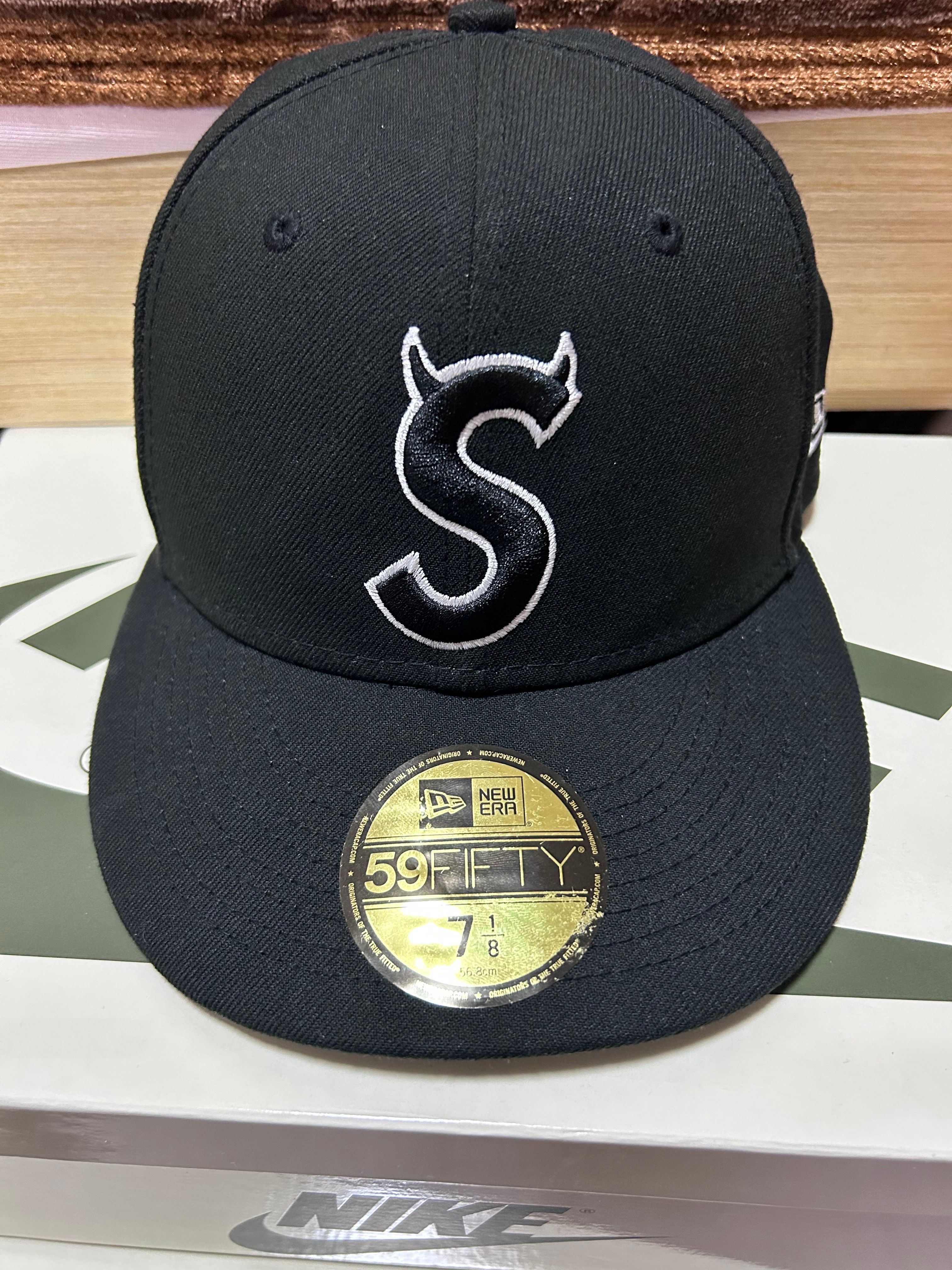 Supreme S Logo New Era "Black" (22FW)