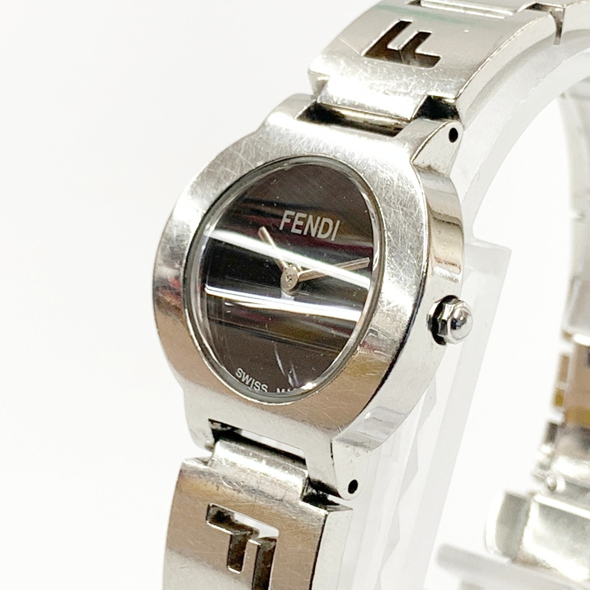 〇〇FENDI フェンディ クォーツ 2針 アナログ 腕時計 3050L