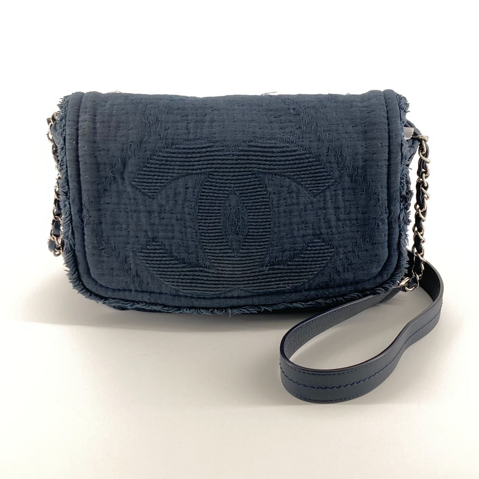 CHANEL(シャネル)パイル地 チェーンショルダー バッグ ブルー