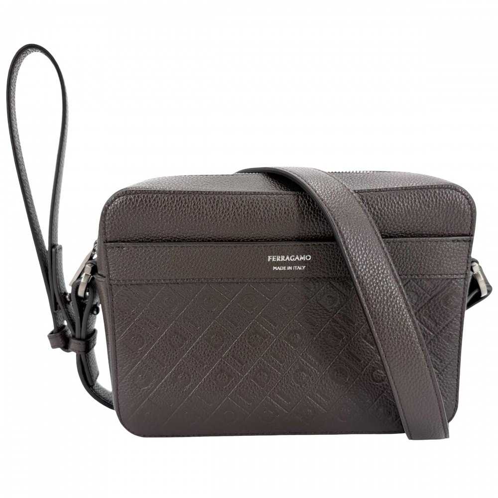 Salvatore Ferragamo サルヴァトーレフェラガモ 2WAY モノグラム ショルダーバッグ クラッチバッグ 肩掛け 斜め掛け レザー    ブラウン 茶 マットシルバー金具 メンズ 美品【中古品】