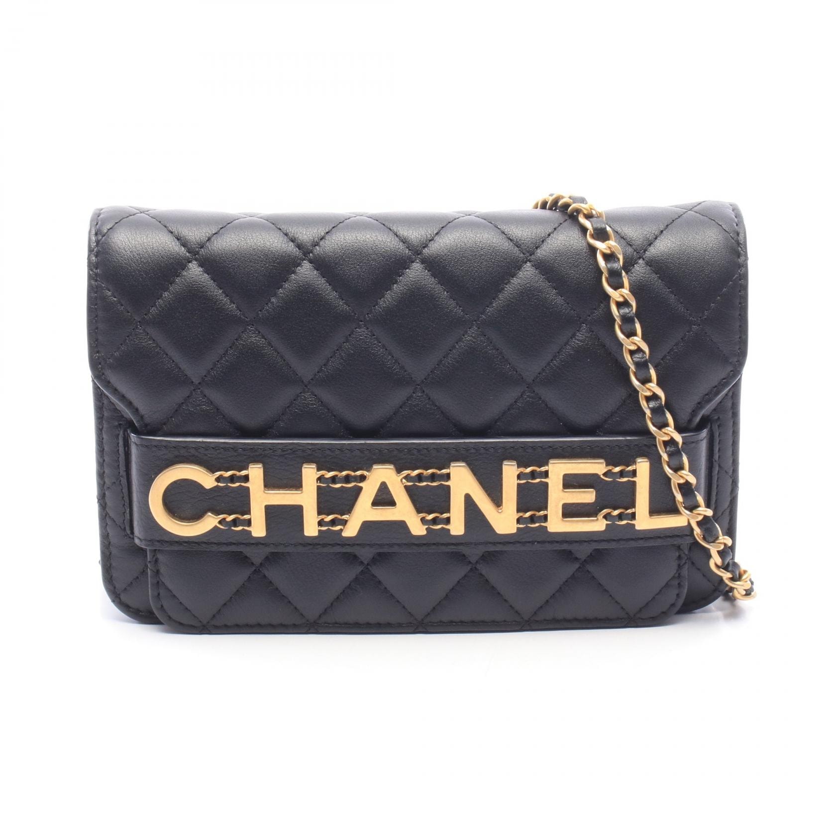 シャネル CHANEL マトラッセ ロゴ ショルダーバッグ バッグ ラムスキン(羊革) レディース ブラック系 【中古】