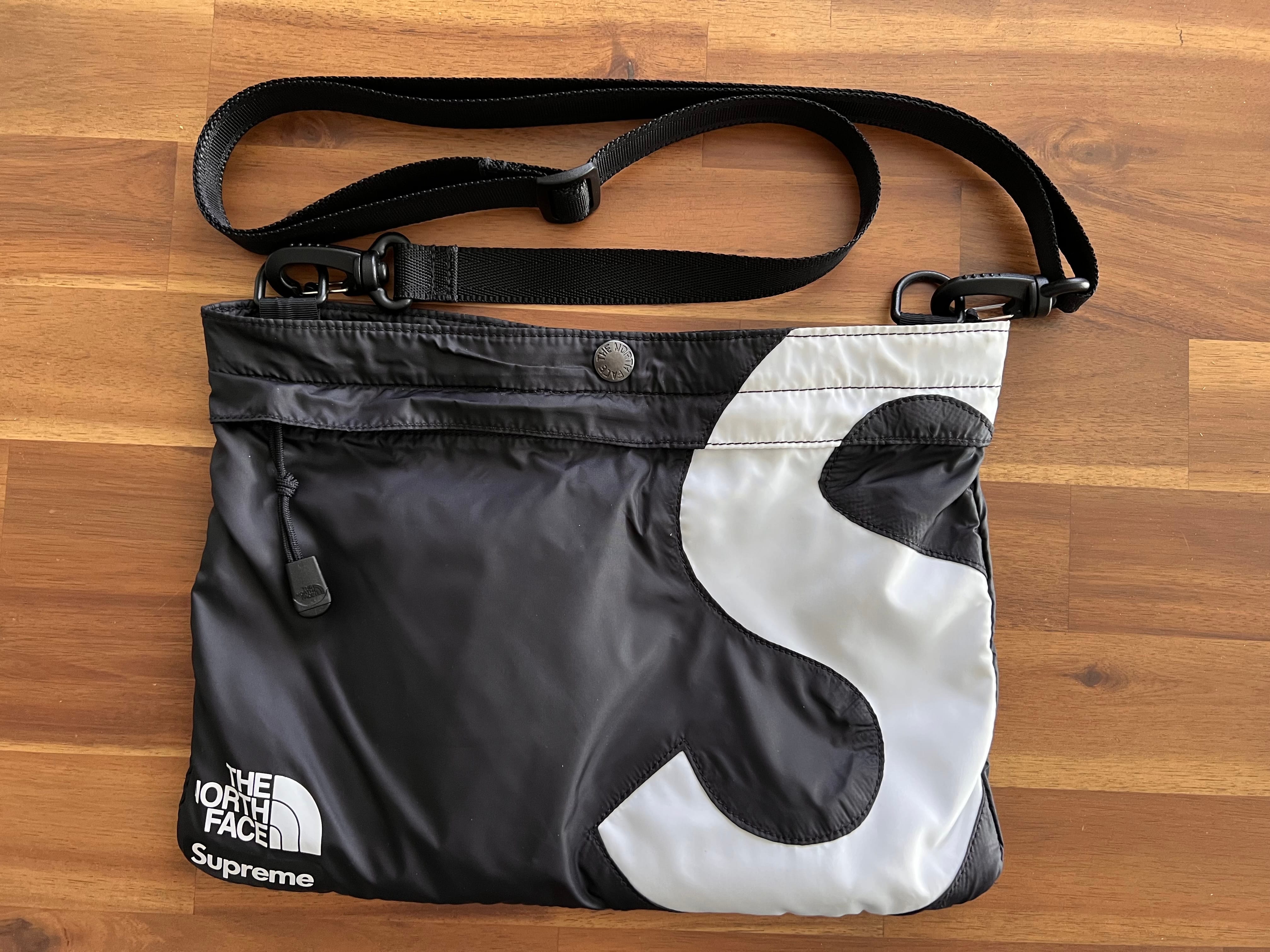 Supreme x The North Face S Logo Shoulder Bag "Black"