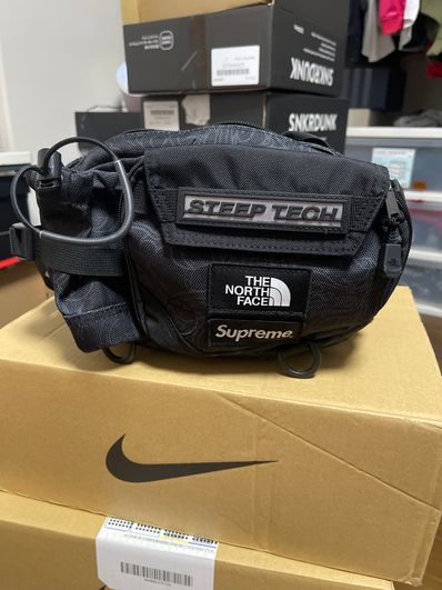 Supreme x The North Face Steep Tech Waist Bag "Black Dragon" NM82291I / NF0A82YW