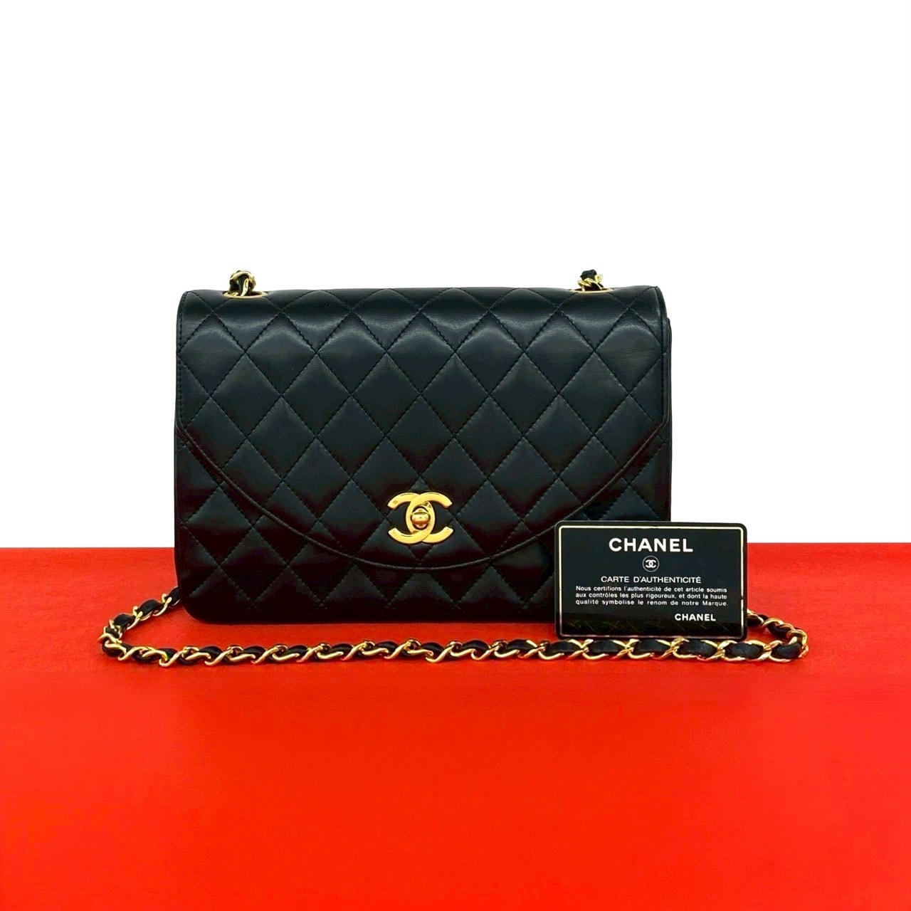 CHANEL シャネル マトラッセ ココマーク ラムスキン ショルダーバッグ ネイビー
 439-7
