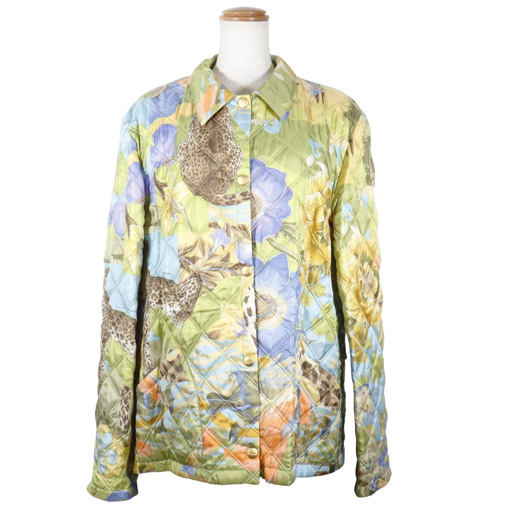 サルヴァトーレフェラガモ キルティング 中綿 レディースその他アウター