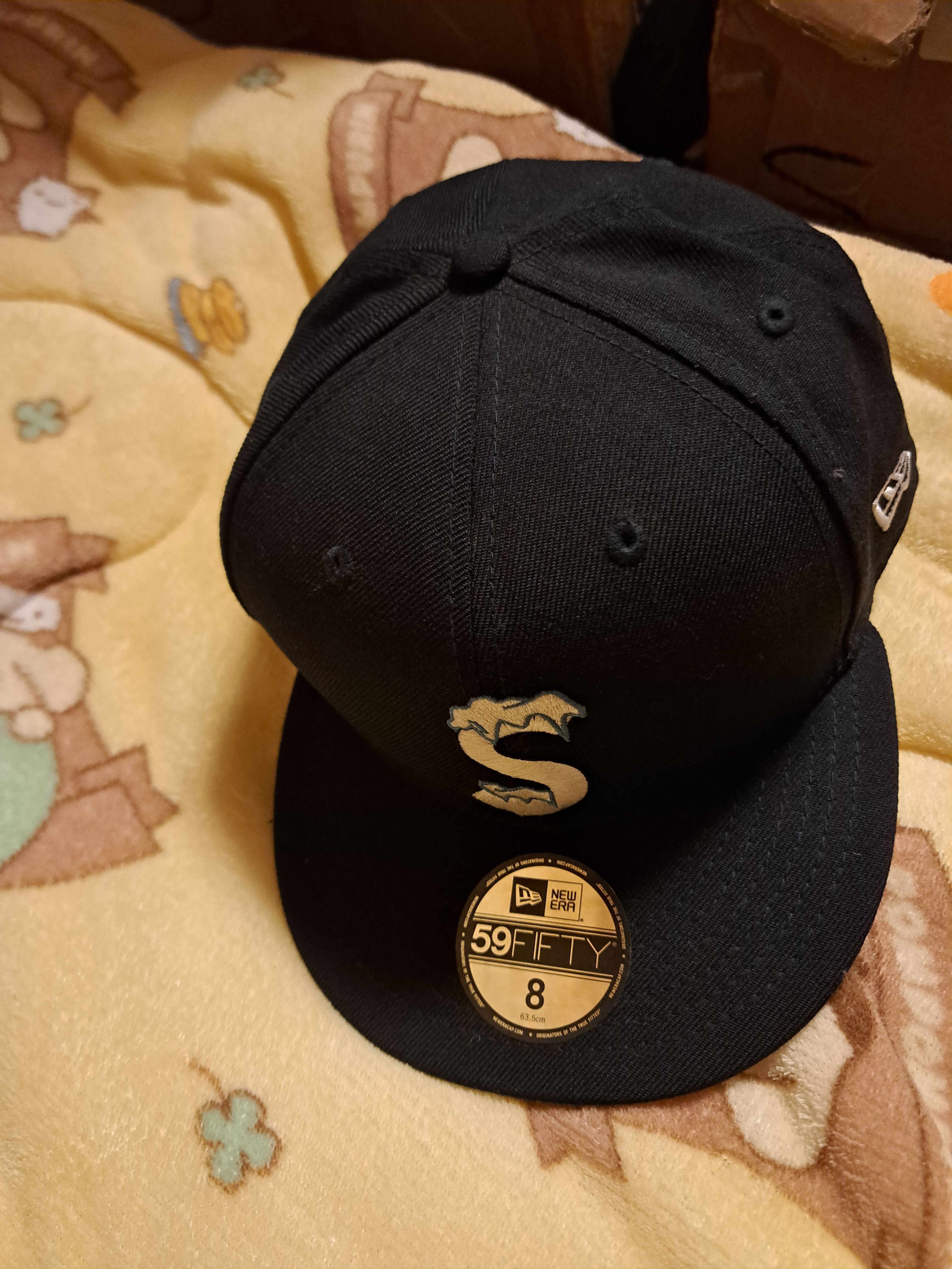 Supreme S Logo New Era® "Navy" (20FW)