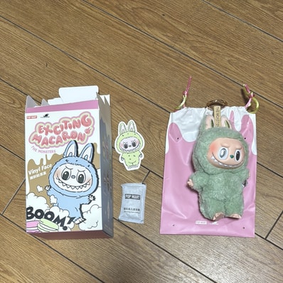 POP MART THE MONSTERS (LABUBU) Exciting Macaron Plush Series GREEN GRAPE
