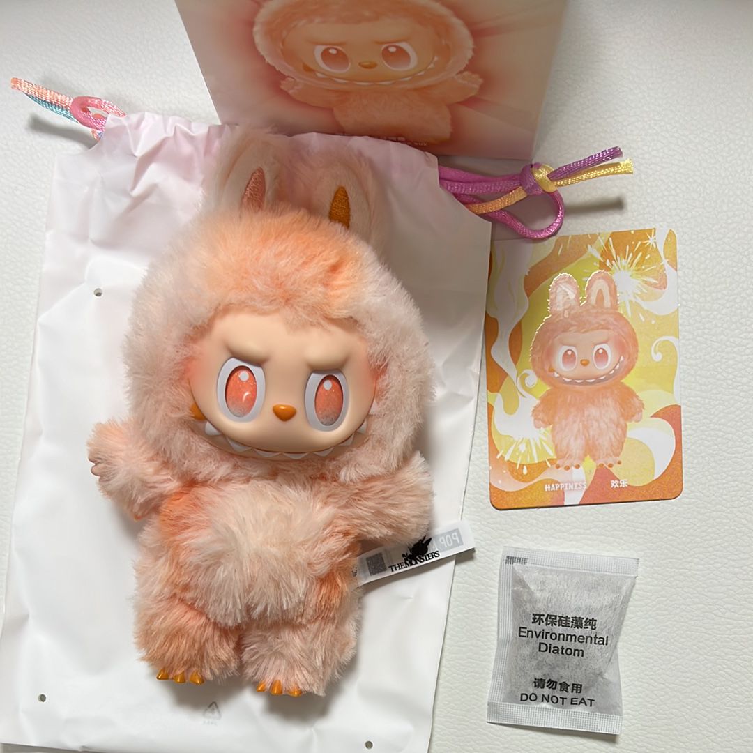 POP MART THE MONSTERS (LABUBU) Big into Energy Series Plush Pendant HAPPINESS