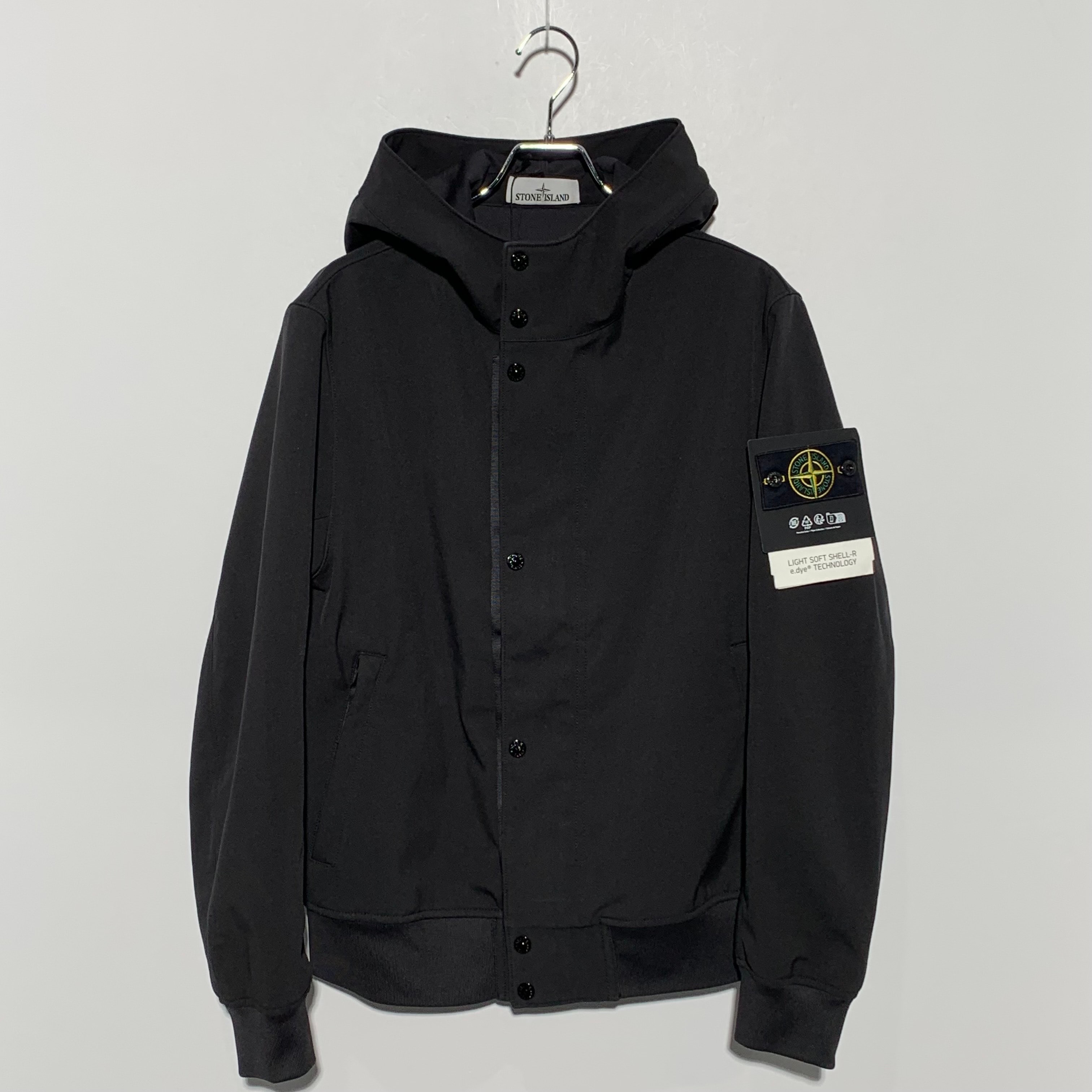 Stone Island 4100118 Light Soft Shell-R E.Dye Technology In Recycled Polyester "Black"