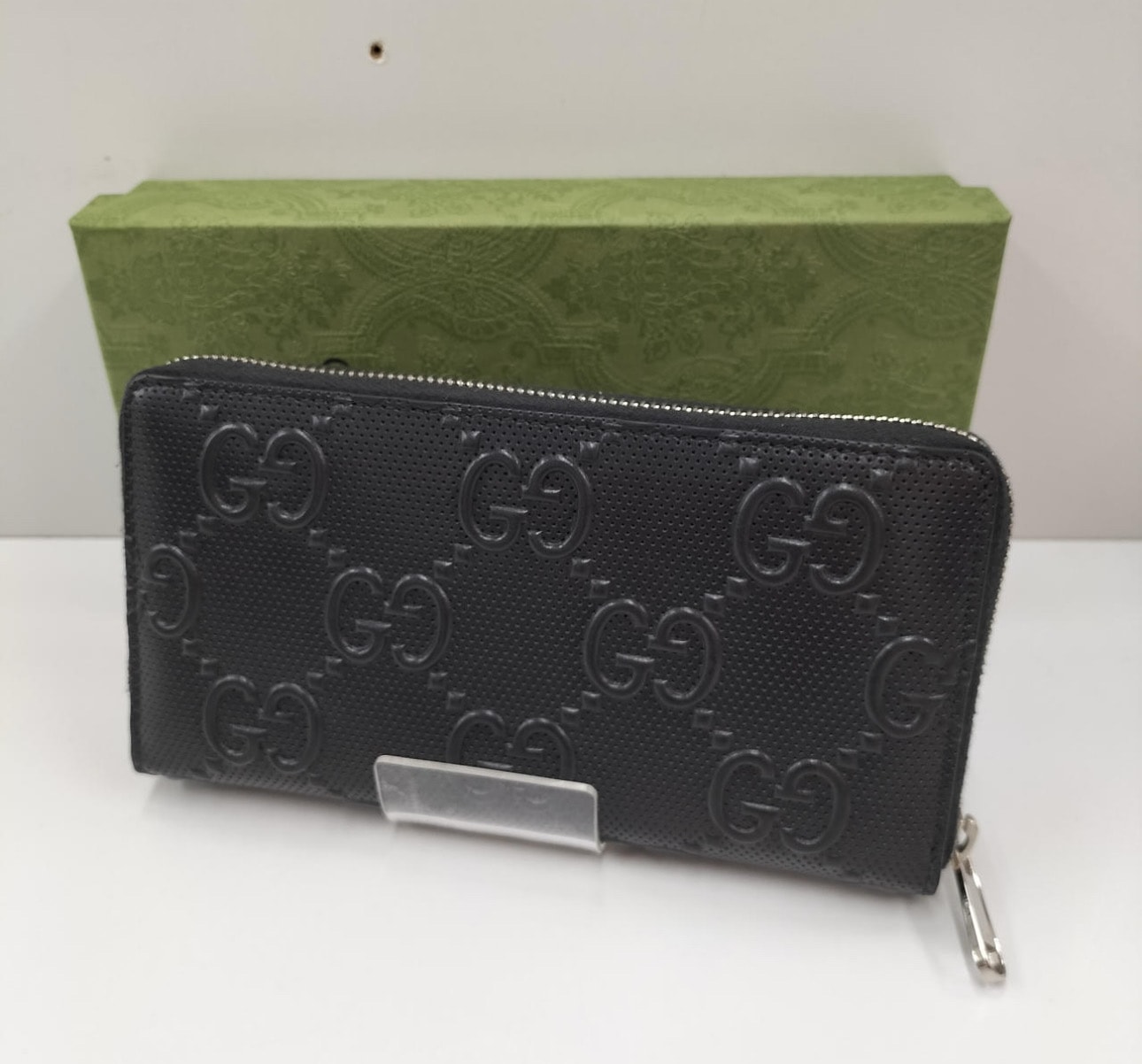GUCCI GG Embossed Zip Around Wallet "Black"