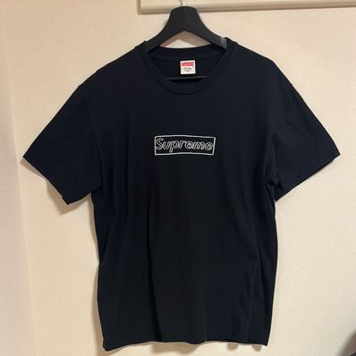 Supreme KAWS Chalk Logo Tee "Black"