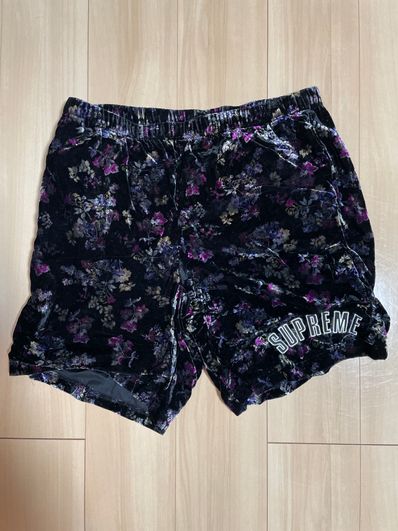 Supreme Floral Velour Short "Black"