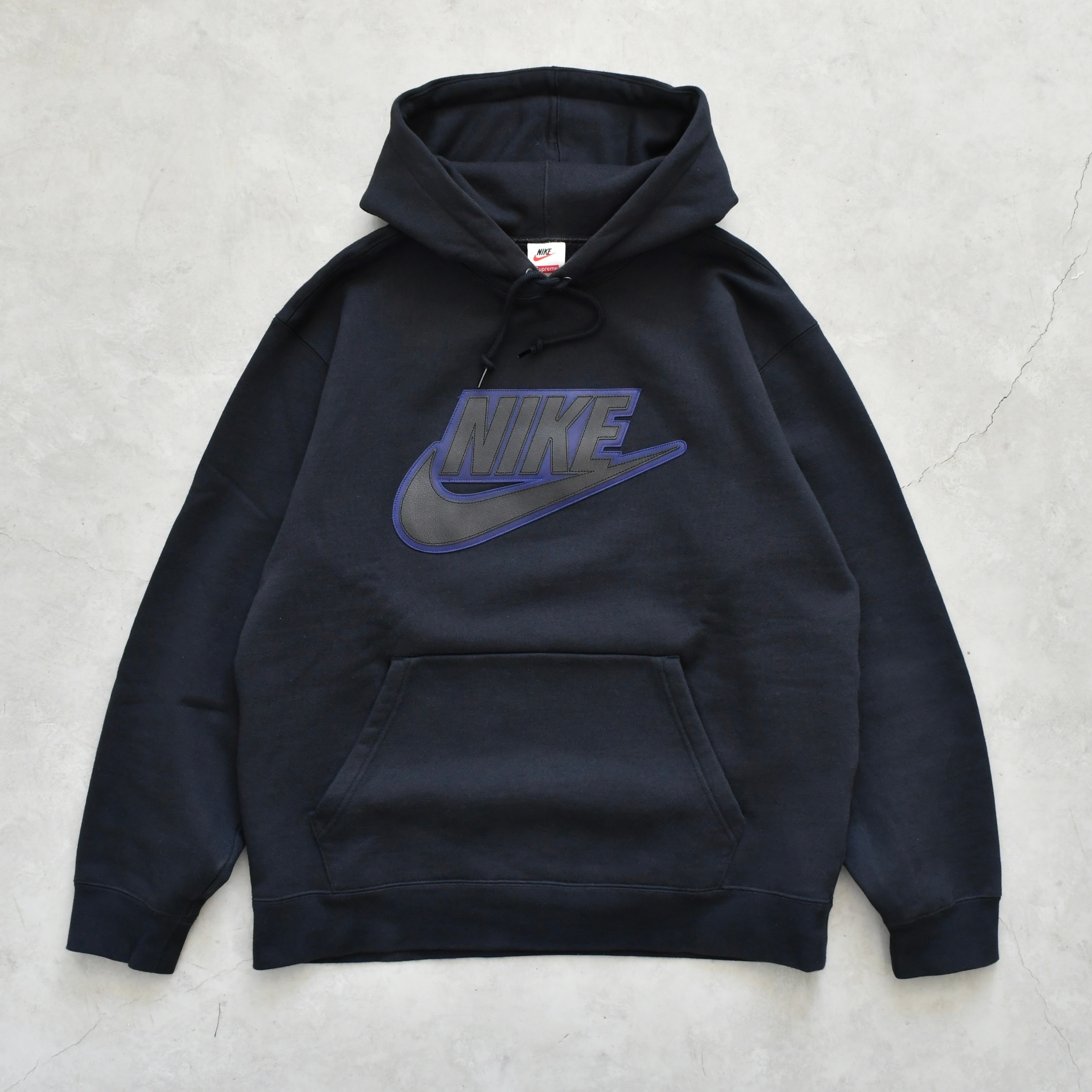 Supreme / Nike® Leather Appliqué Hooded Sweatshirt "Black"