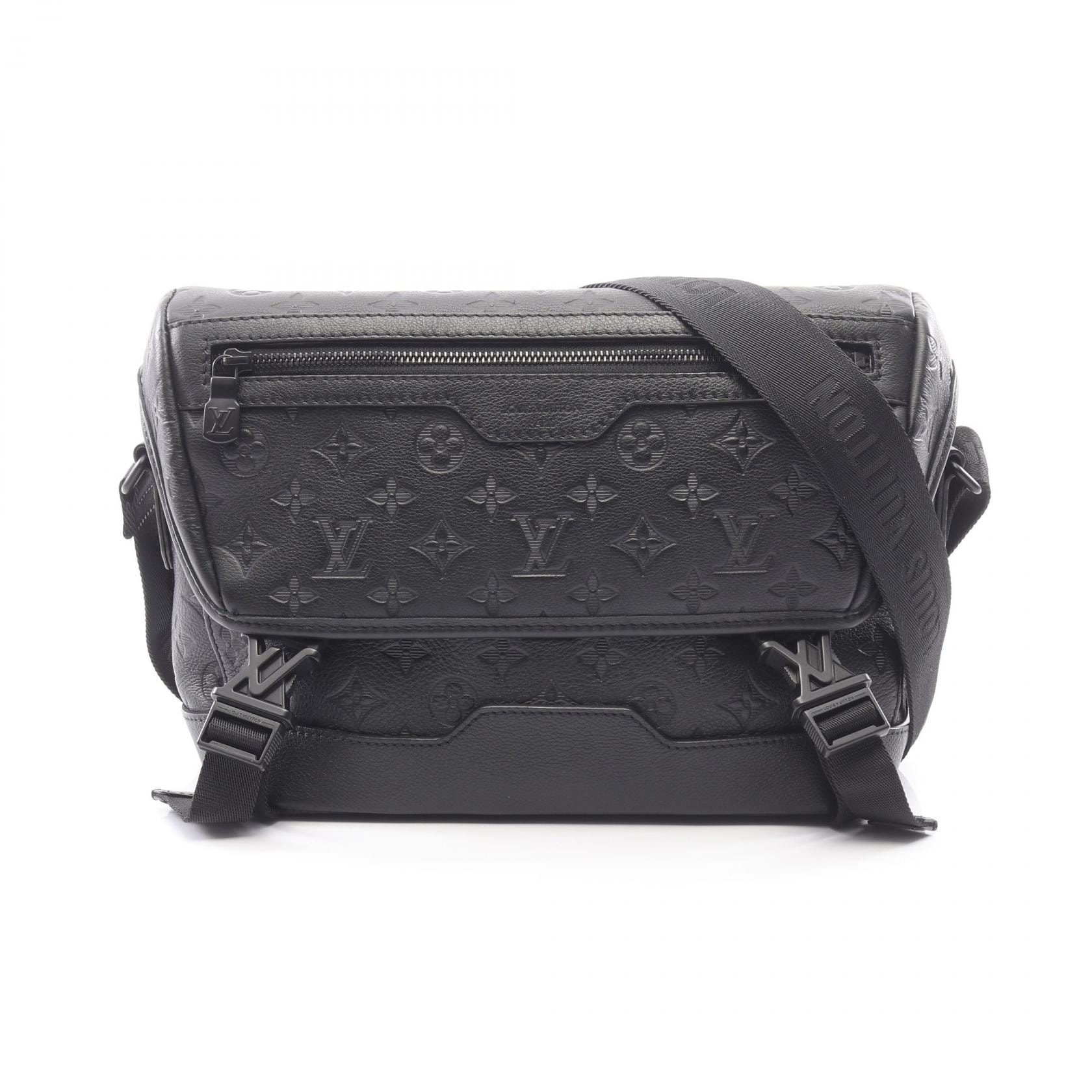 ルイ・ヴィトン LOUIS VUITTON メッセンジャー ヴォワヤージュPM モノグラムシャドウ ショルダーバッグ バッグ レザー モノグラム・シャドウ メンズ ブラック系 M25121 【中古】