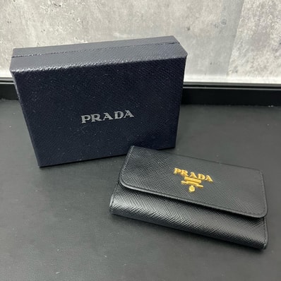 プラダ サフィアーノキーケース ユニセックス