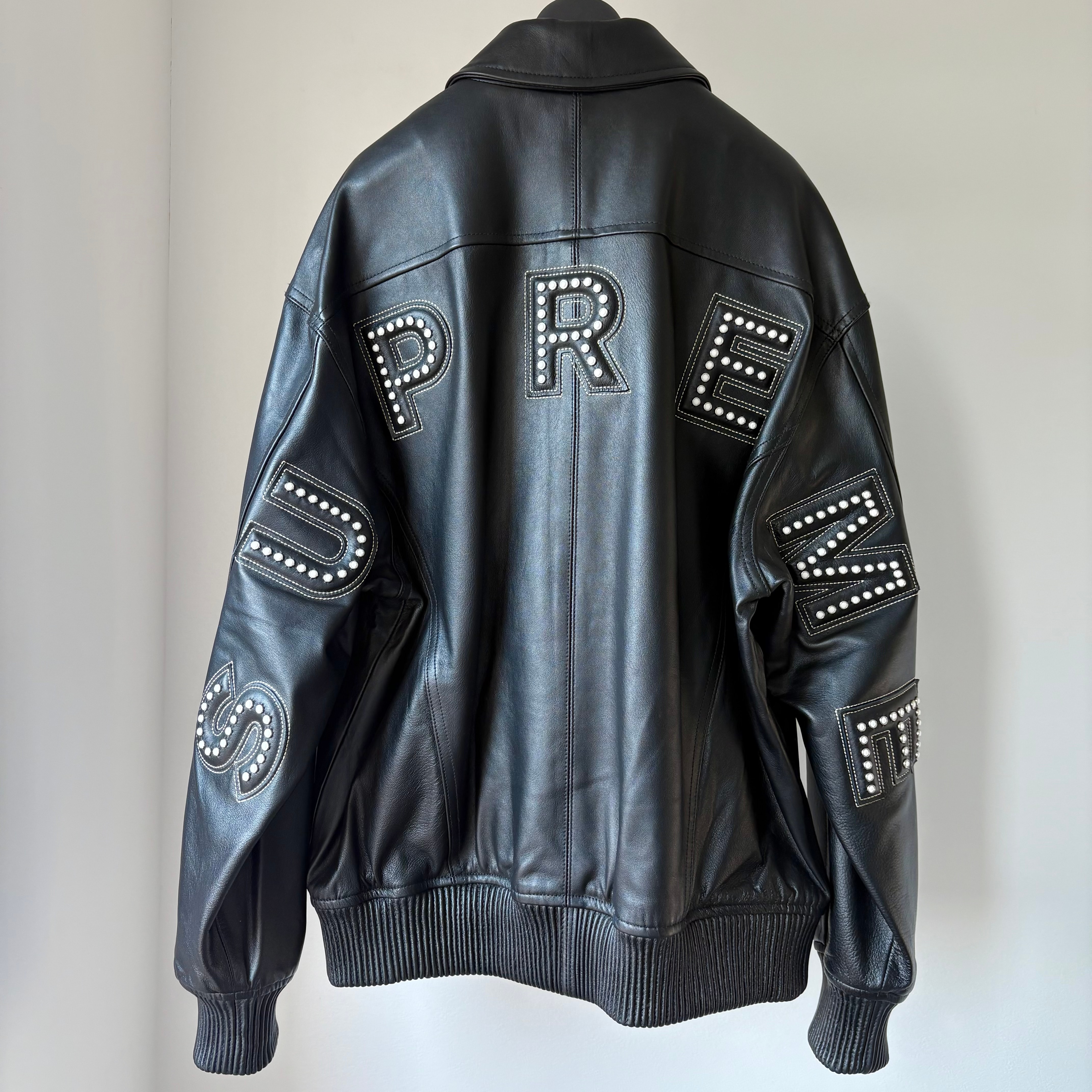 Supreme Studded Arc Logo Leather Jacket 