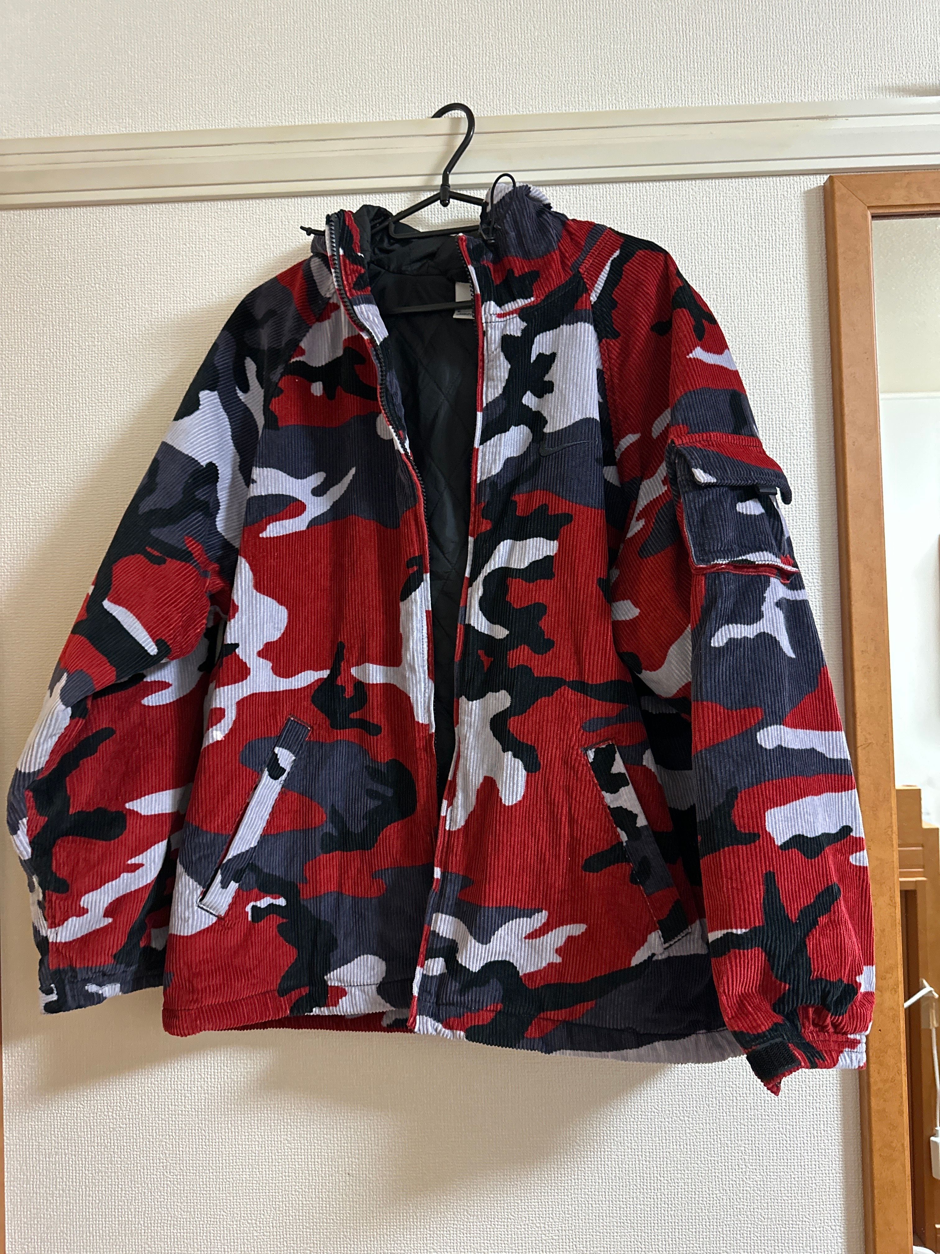 Supreme / Nike Arc Corduroy Hooded Jacket "Red Camo"