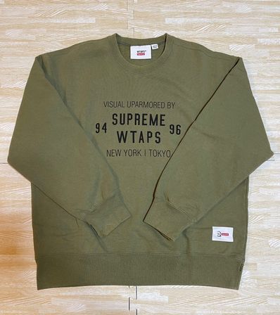 Supreme / WTAPS Crewneck "Light Olive"