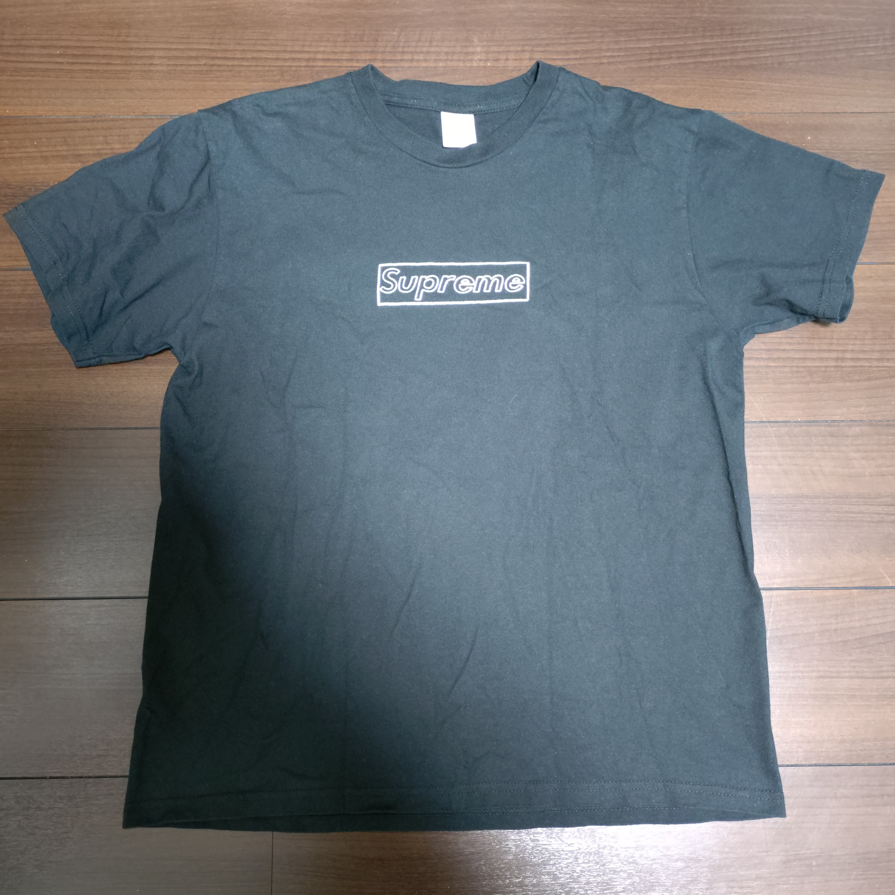Supreme KAWS Chalk Logo Tee "Black"