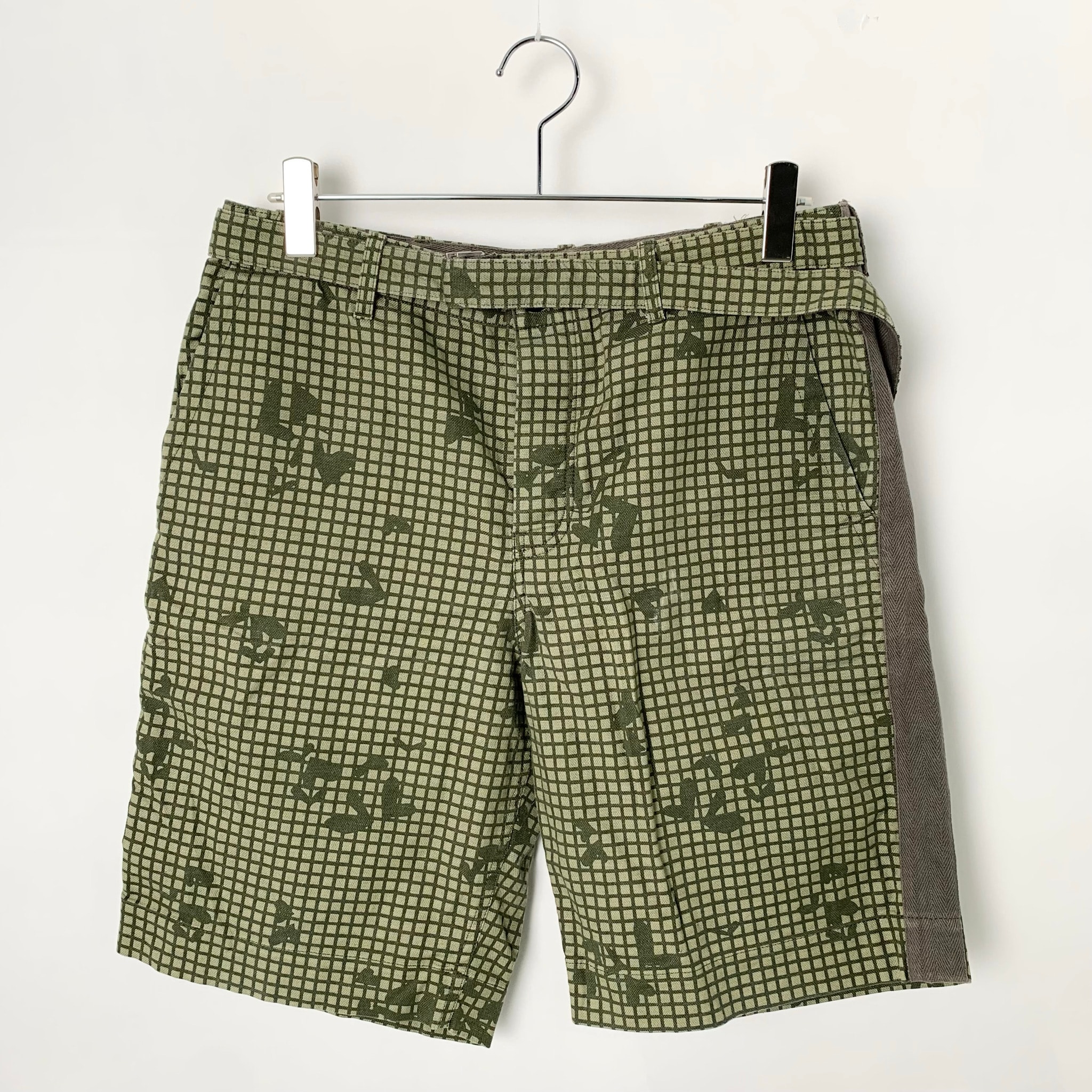 sacai 18SS Sideline Belted Shorts Olive