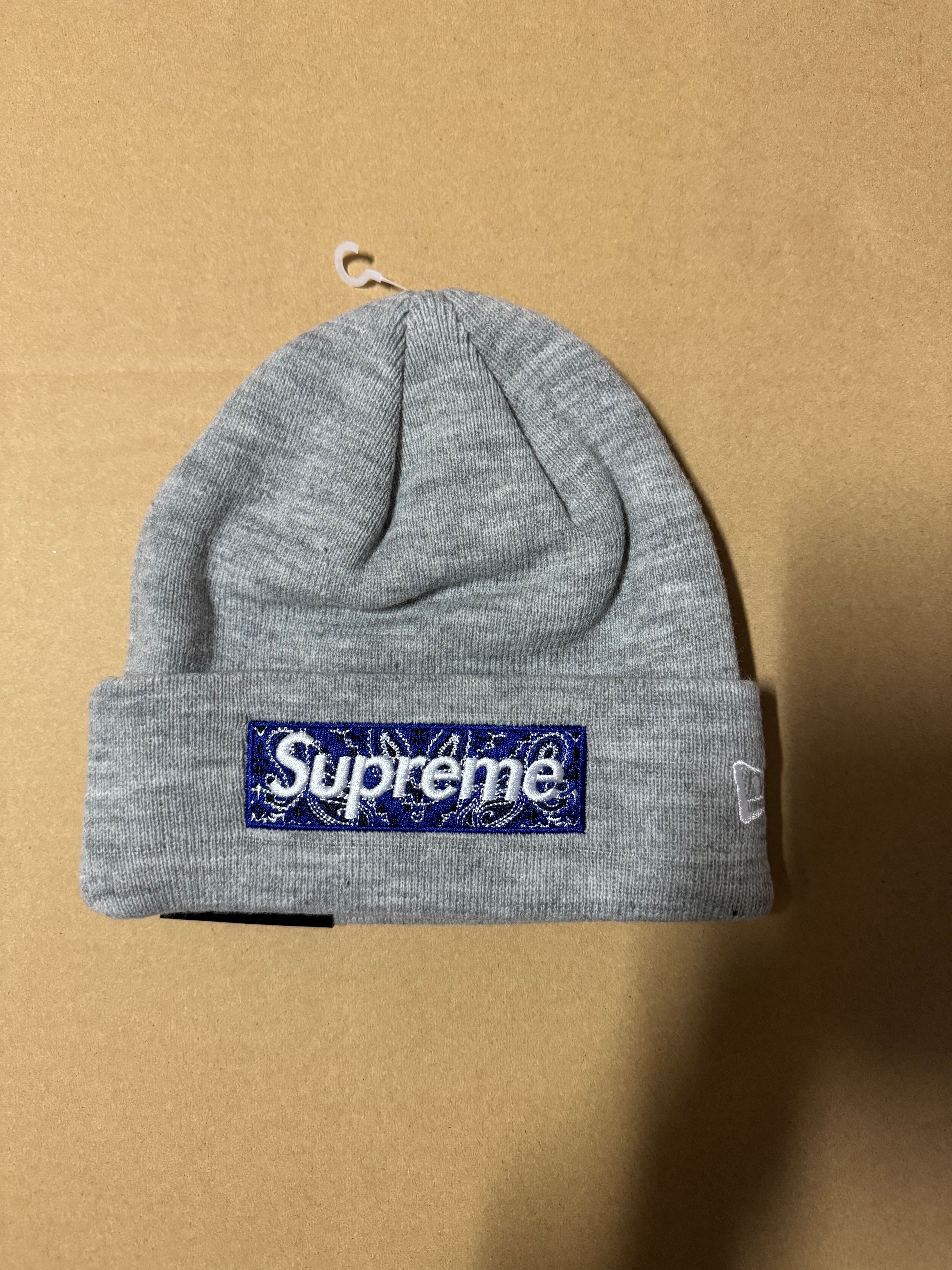 Supreme New Era® Box Logo Beanie "Grey"