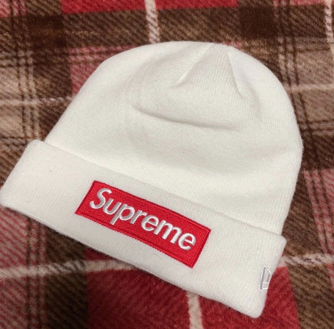 Supreme New Era® Box Logo Beanie "White" (21FW)