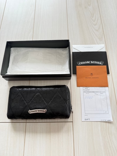 Chrome Hearts REC F ZIP Cemetery Cross Quilted Leather Wallet "Black"