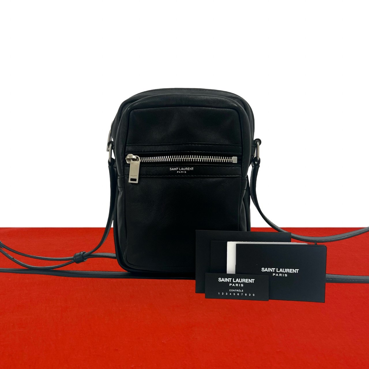 SAINT LAURENT PARIS サンローランパリ シド ロゴ 刻印 レザー ショルダーバッグ ブラック
 32436