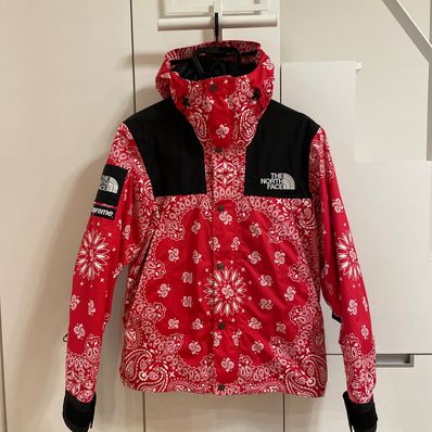 Supreme The North Face Bandana Mountain Parka "Red"