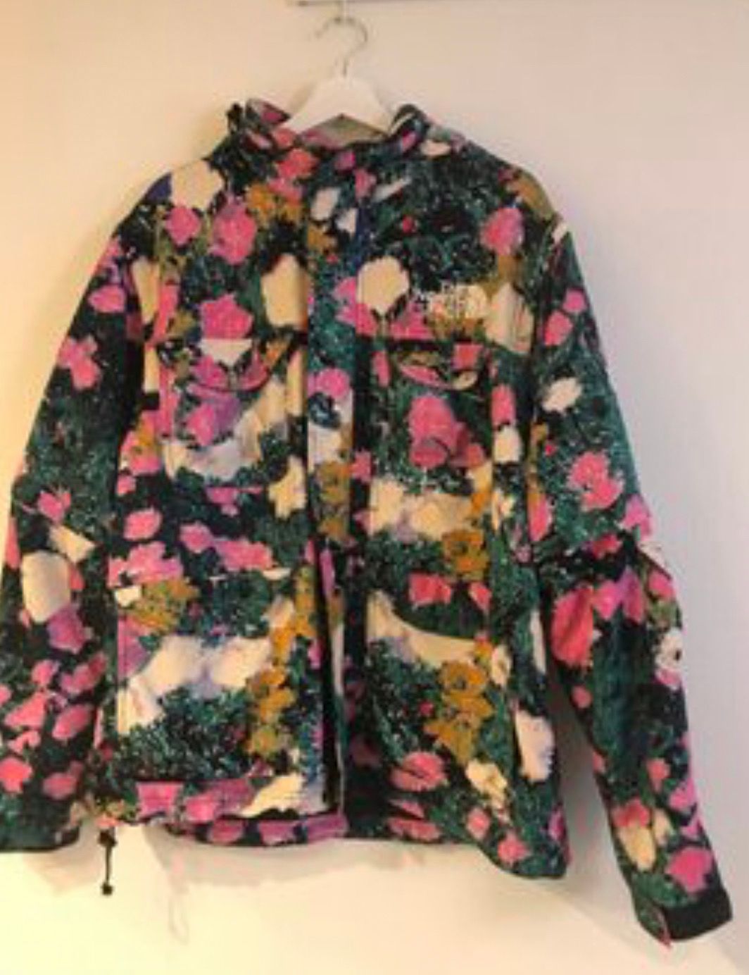 Supreme x The North Face Trekking Convertible Jacket "Flowers"