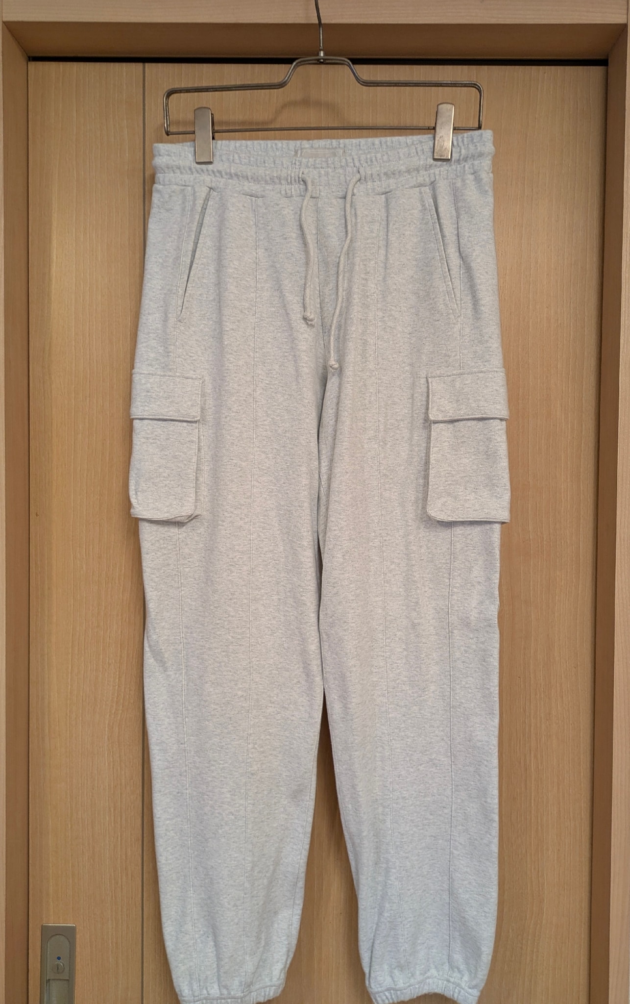kith sweat cargo