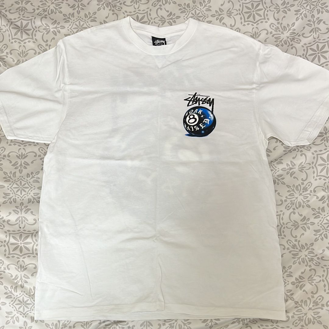 ステューシー ボーン x レイズド 8 ボール Tシャツ "ホワイト" 