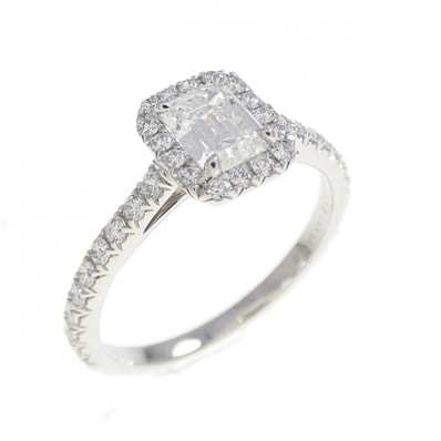 ティファニー ソレスト エメラルドカット リング 0.40CT F VVS1