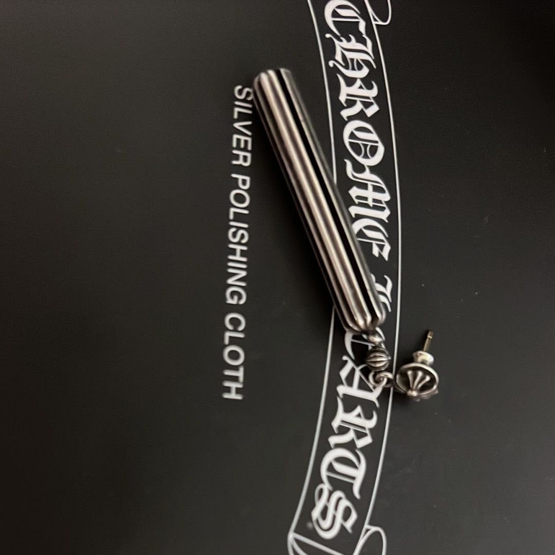クロムハーツ ピアス