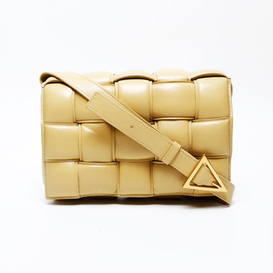 ボッテガヴェネタ BOTTEGAVENETA イントレチャート カセット パッデット ショルダーバッグ【中古】