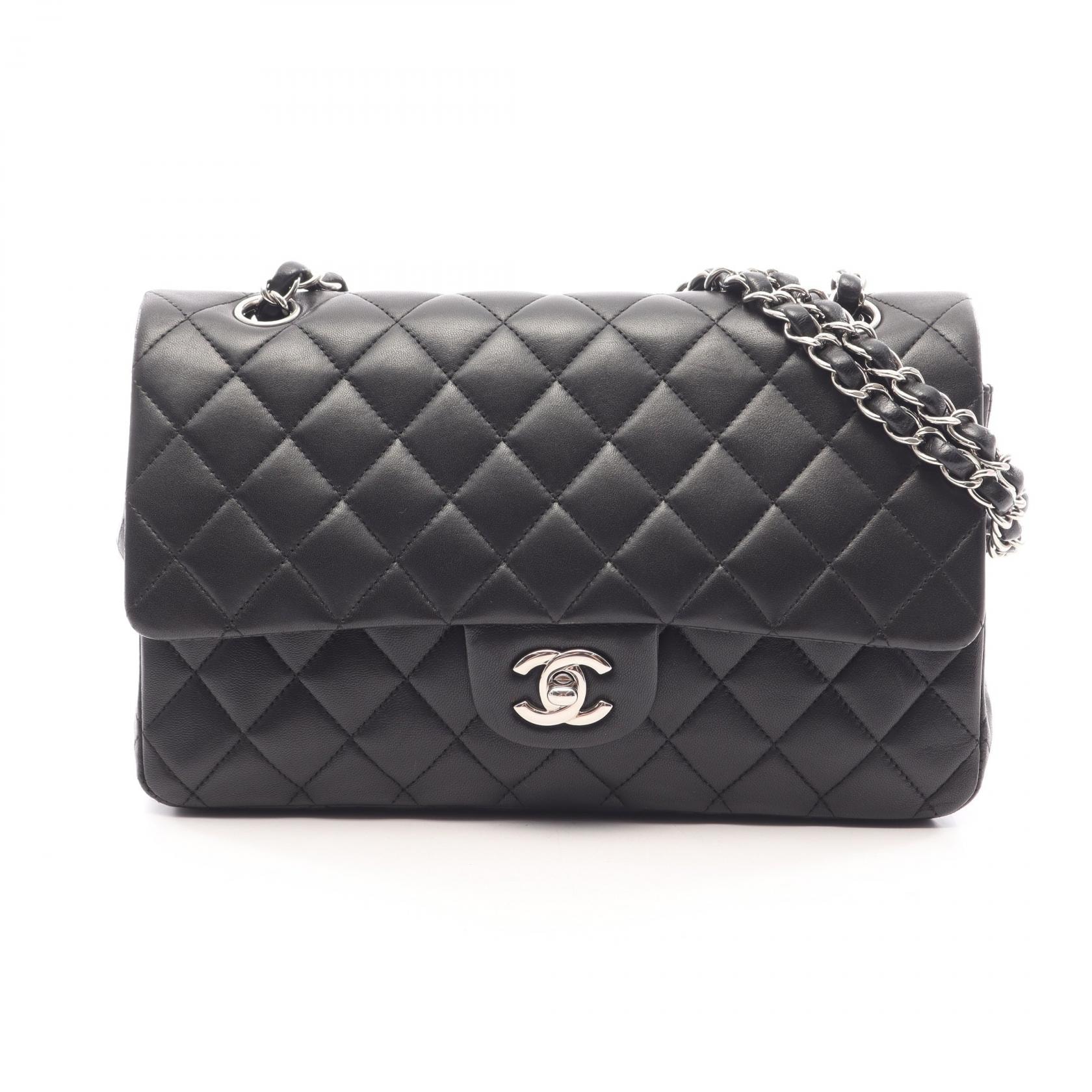シャネル CHANEL マトラッセ Wフラップ ショルダーバッグ バッグ ラムスキン(羊革) レディース ブラック系 【中古】
