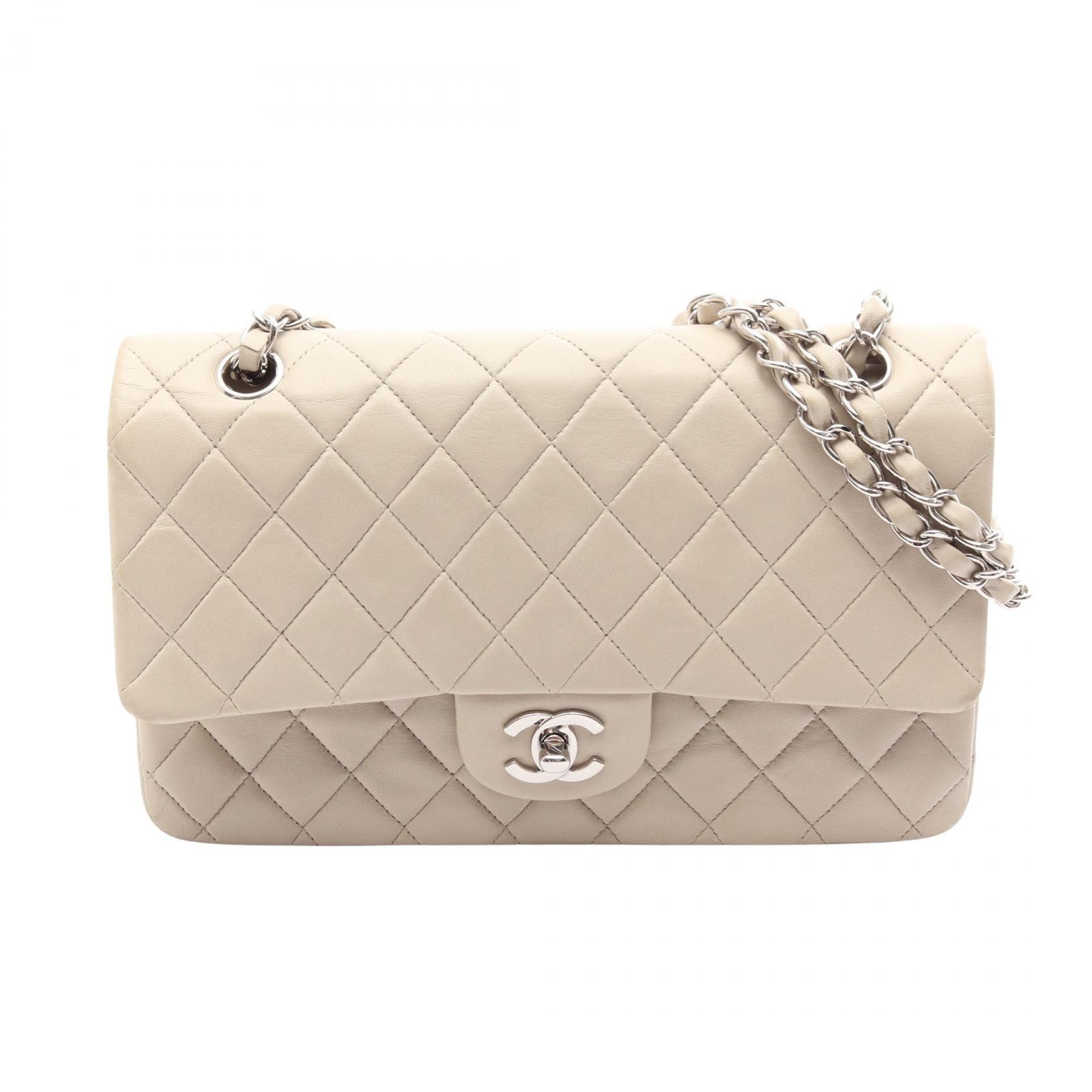 シャネル CHANEL マトラッセ Wフラップ ショルダーバッグ バッグ ラムスキン(羊革) レディース グレー系 【中古】