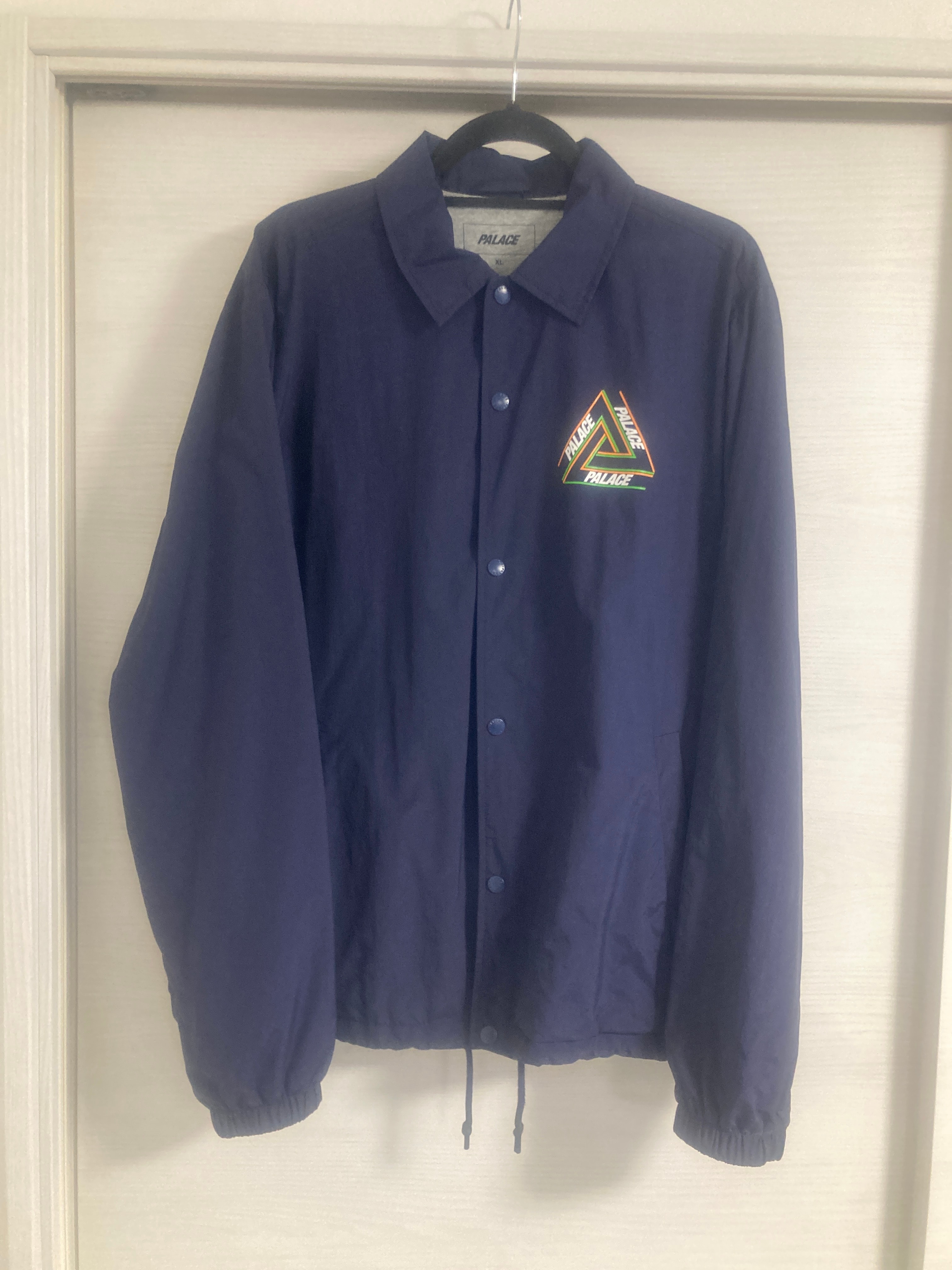 PALACE TRI OUTLINE COACH JACKET "Navy"