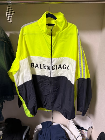 バレンシアガ balenciaga ナイロンジャケット