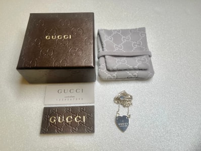 GUCCI Gucci Trademark Heart Motif Stud Necklace