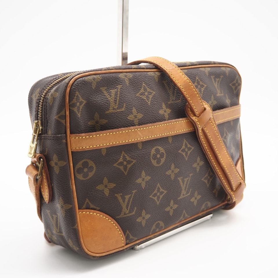 LOUIS VUITTON ルイ・ヴィトン モノグラム トロカデロPM M51274 ショルダーバッグ ブラウン コーティングキャンバス メンズ
