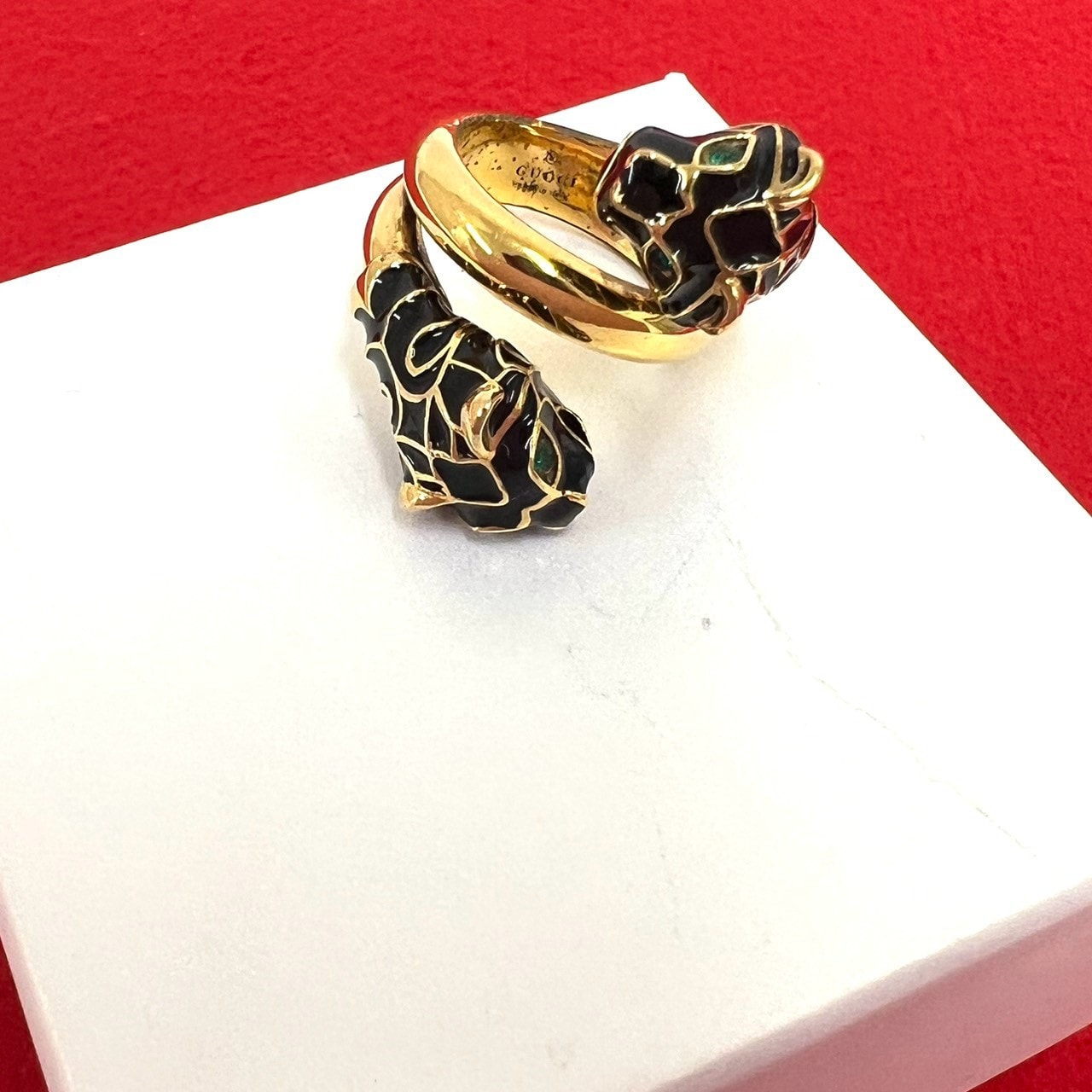 GUCCI グッチ ダブル タイガーヘッド リング メタル エナメル リング・指輪 13号 ゴールド
17594