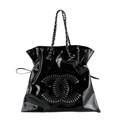シャネル CHANEL ショルダーバッグ パテントレザー ブラック レディース【中古】 z10537