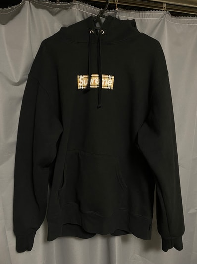 Supreme / Burberry Box Logo Hooded Sweatshirt "Black"