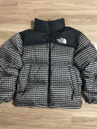 Supreme x The North Face Studded Nuptse Jacket "Black"