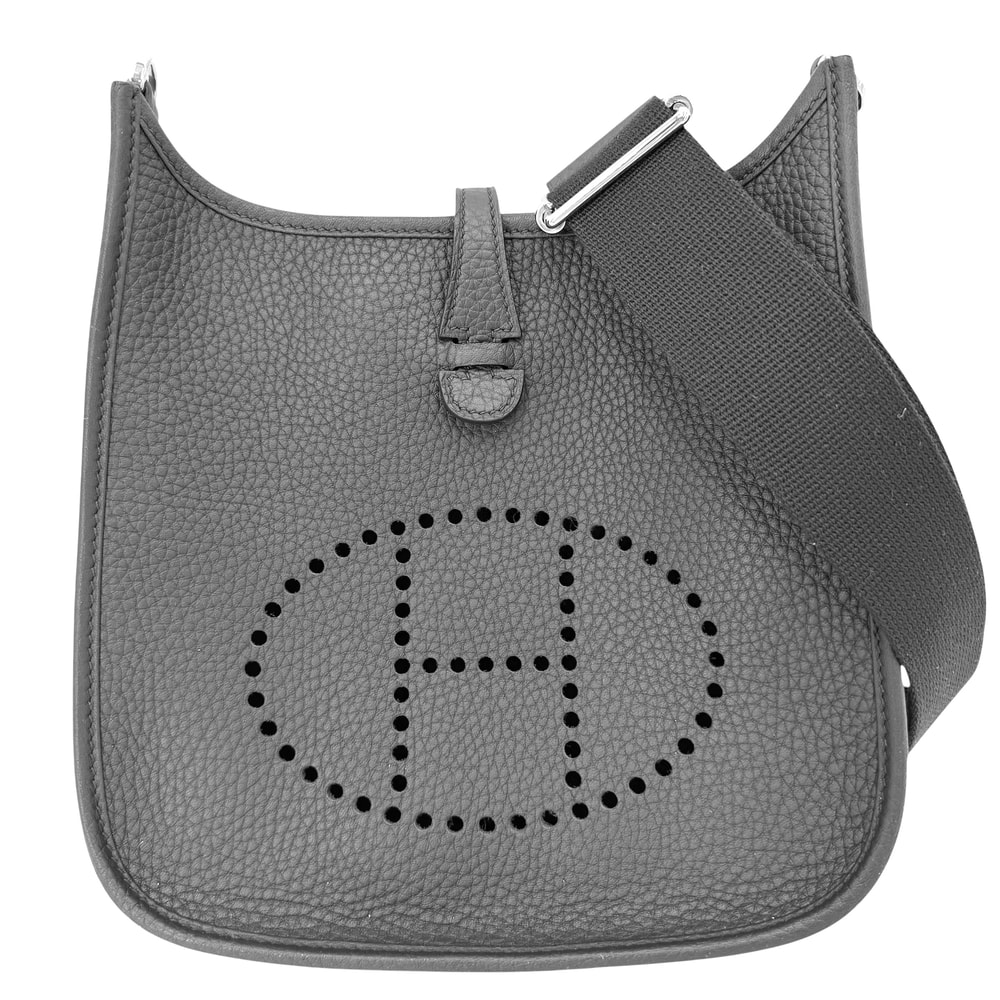 HERMES エルメス ショルダーバッグ エブリン3 23 ポシェット 肩掛け 斜め掛け Evelyne 小さめ K刻印 レザー ブラック 黒 シルバー金具 レディース 美品 2025年【中古品】