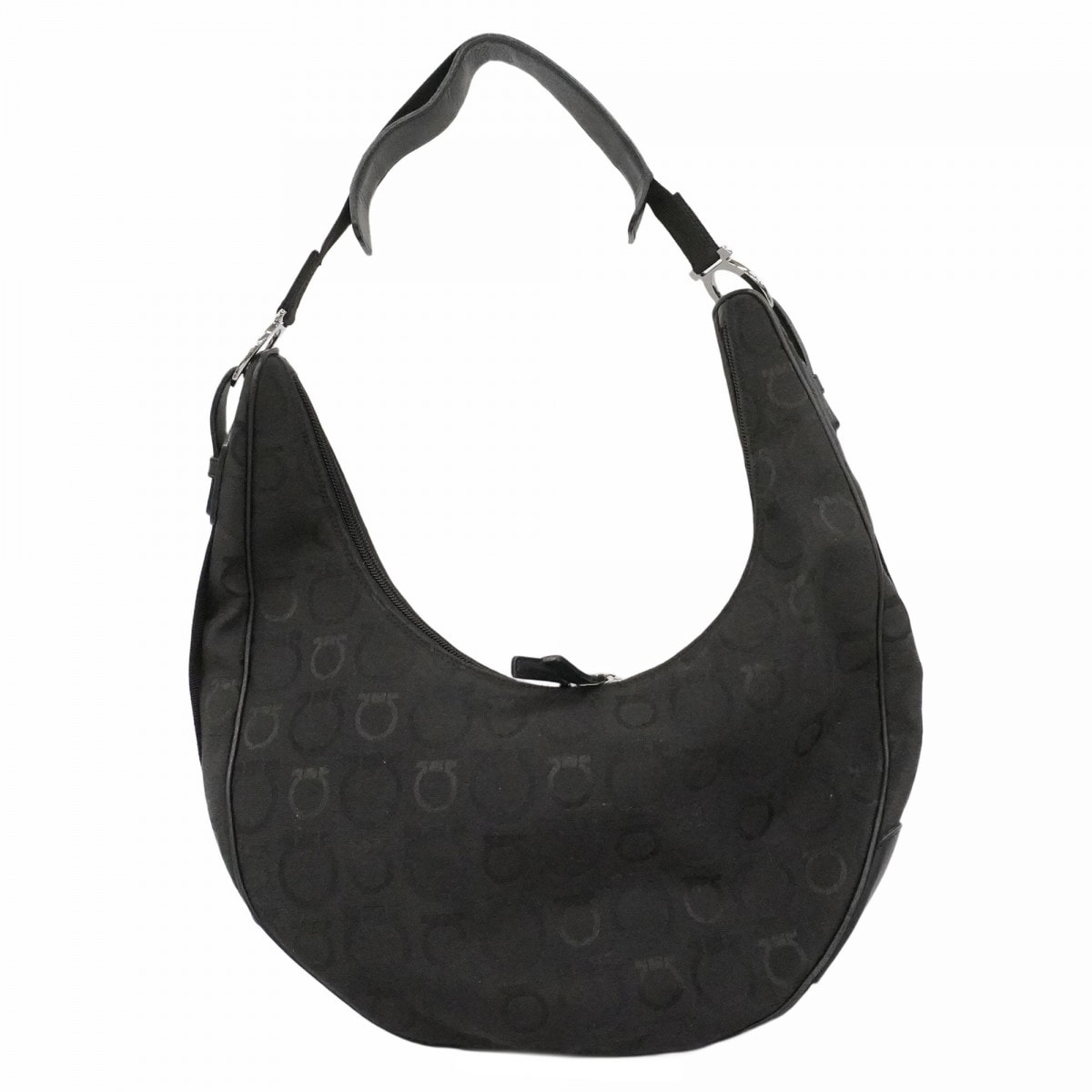 【6dc3727】サルヴァトーレフェラガモ ショルダーバッグ ガンチーニ キャンバス ブラック シルバー金具【中古】レディース