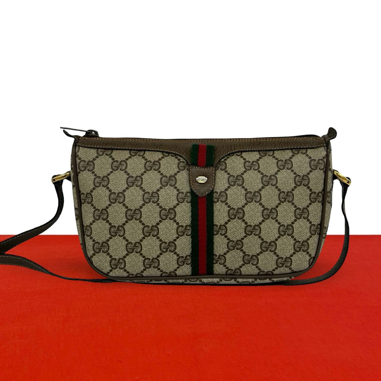 GUCCI グッチ シェリーライン GG 柄 レザー PVC ショルダーバッグ ブラウン
 44204