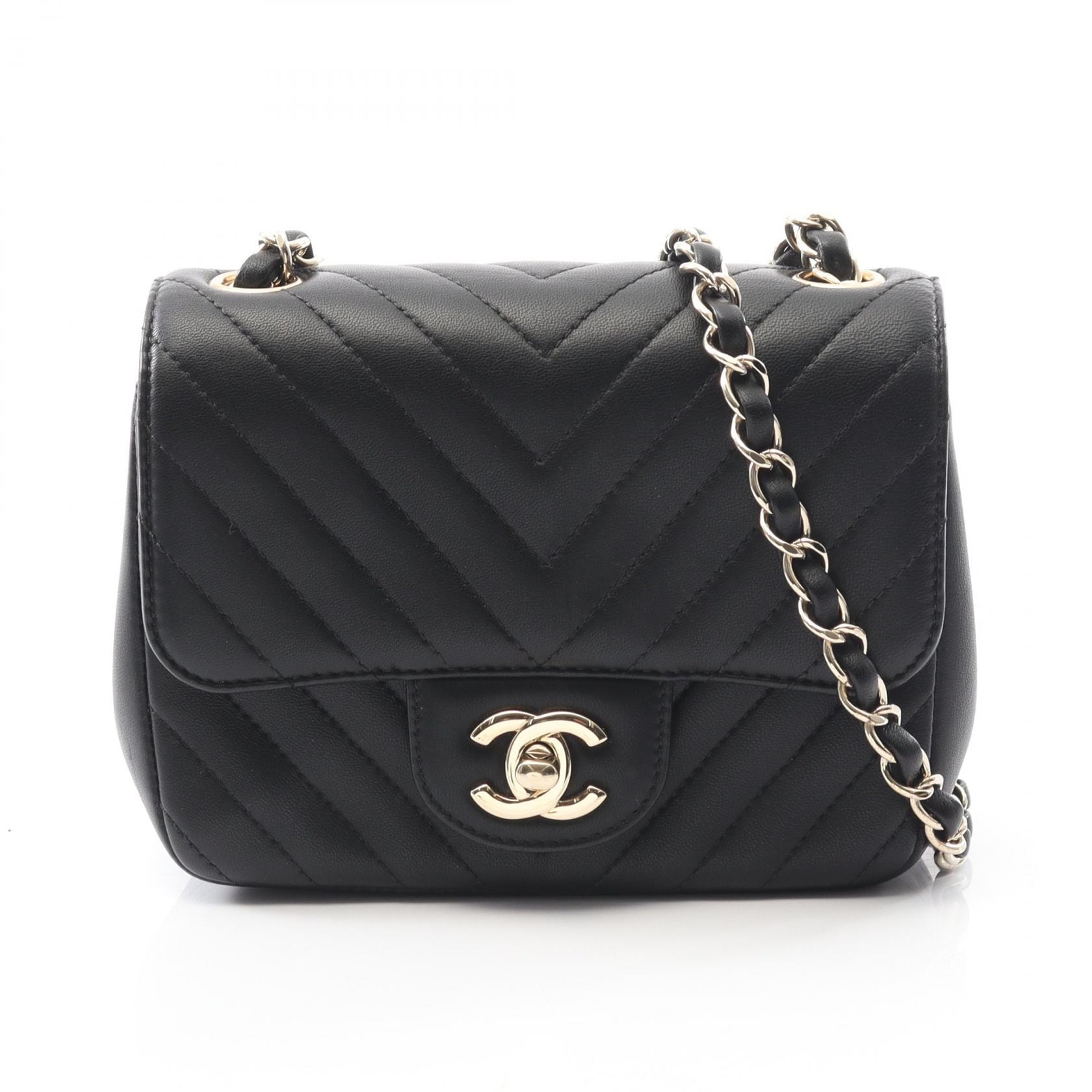 シャネル CHANEL シェブロン Vステッチ ショルダーバッグ バッグ ラムスキン(羊革) レディース ブラック系 A35200 【中古】