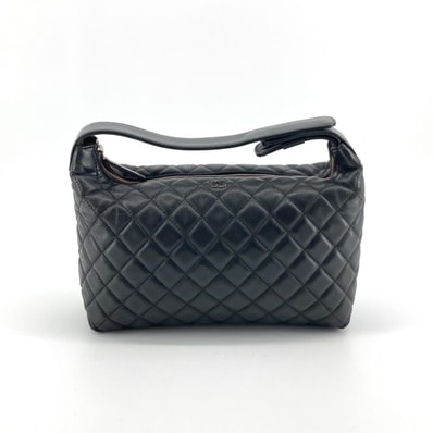 CHANEL(シャネル) マトラッセ 17番台 ココマーク ラムスキン A69264 ハンドバッグ ブラック
